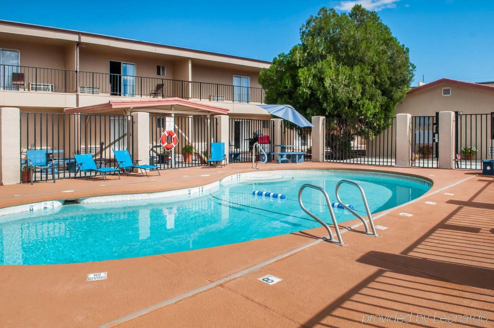 Econolodge Inn & Suites Socorro Exterior photo