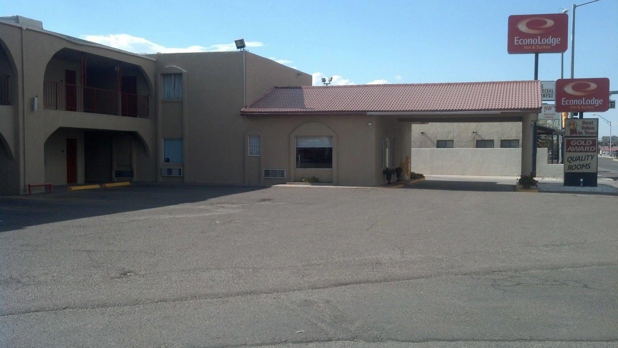 Econolodge Inn & Suites Socorro Exterior photo